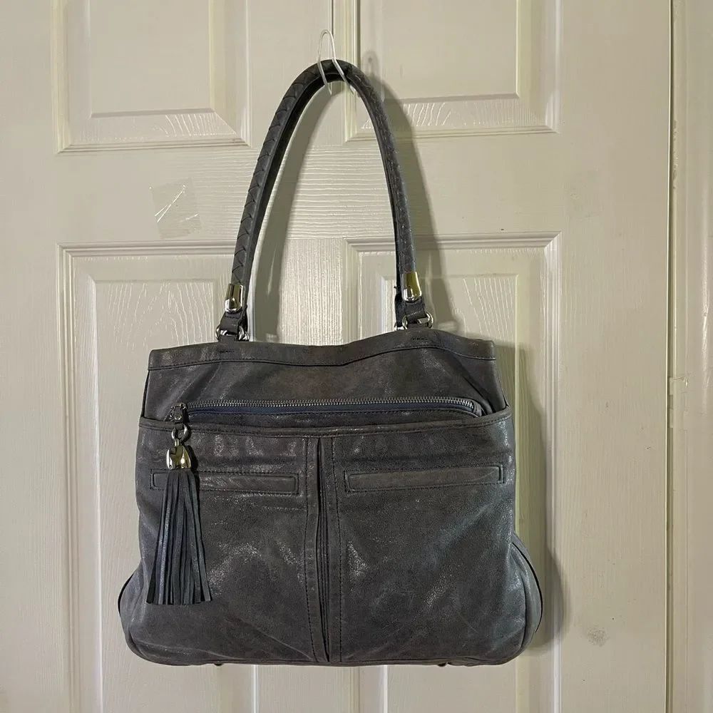 B Makowsky leather light faded Gray Leather Shoulder medium bag satchel accent